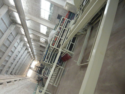 เครื่องทำแผงแซนวิชสำหรับวัสดุตกแต่งที่ไม่ติดไฟ