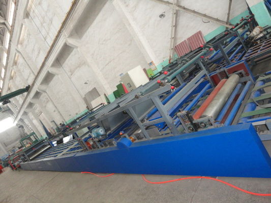 เครื่องทำแผงแซนวิช, เครื่องขึ้นรูปแผ่นหลังคาผนัง MGO ในแนวนอน