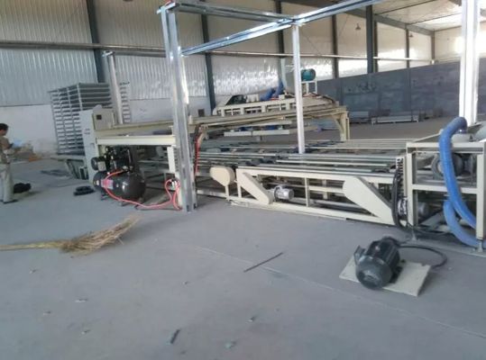 CE Wall Panel Equipment , 2 - 24mm Thickness Magnesium Oxide Board Production Line