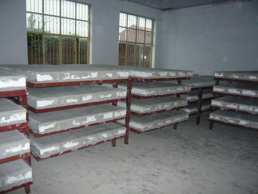 60 / 90 / 120 มิลลิเมตร หนา หลังคา / ผนัง แผ่นทําเครื่องจักรที่มีระดับอัตโนมัติสูง