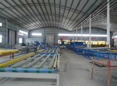 เครื่องทําแผ่นประตู MGO น้ําหนักเบาสําหรับวัสดุประกอบ การรับประกัน 1 ปี