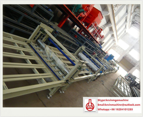 เครื่องจักรผลิตวัสดุก่อสร้างแผ่นแซนวิชด้วยเทคนิคการอัดรีดแบบลูกกลิ้ง