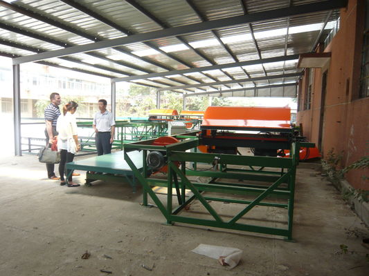 เครื่องขึ้นรูปกระเบื้องหลังคาชนิดกึ่งอัตโนมัติแบบกดกรอง พร้อมระบบไฮดรอลิกและนิวเมติก