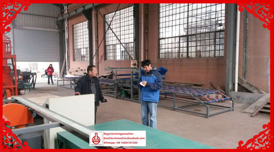 สายการผลิตบอร์ดแมกนีเซียมออกไซด์แก้วความเร็วสูงสำหรับวัสดุเศษไม้ / ฟางพืชที่บดแล้ว