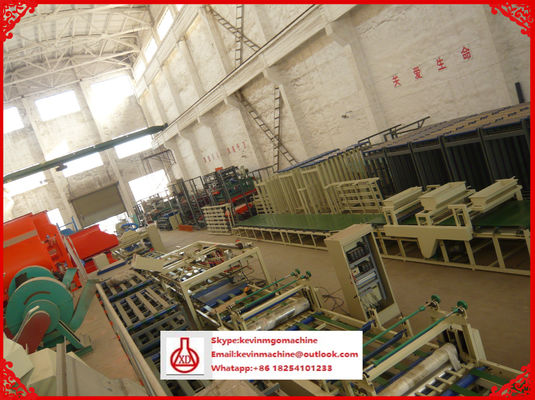 เครื่องทำแผงคอมโพสิตความแข็งแรงสูงพร้อมระบบผสมแบบบังคับ