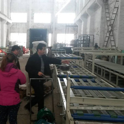 เครื่องขึ้นรูปแผงผนังแซนวิช EPS เครื่องทำแผงผนัง Mgo กันไฟ