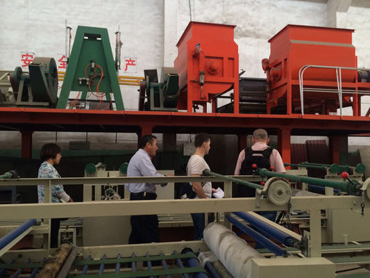 เครื่องผลิตประตูผสม Mgo กันไฟ เครื่องผลิตประตูเส้นใยซีเมนต์