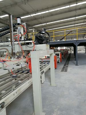 เครื่องทำแผงผนังแซนวิชอัตโนมัติเต็มรูปแบบ พร้อมกำลังการผลิตขนาดใหญ่ 3000 ตารางเมตร